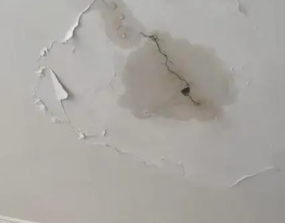 无锡阳台漏水维修公司分享下屋面防水工程质量问题原因分析